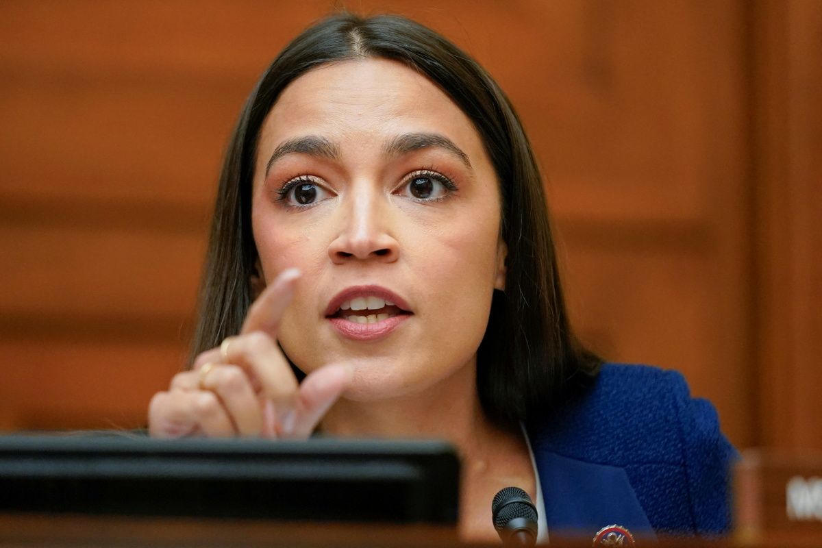 AOC celebrates Walz being picked as Harris' running mate: 'They won't ...