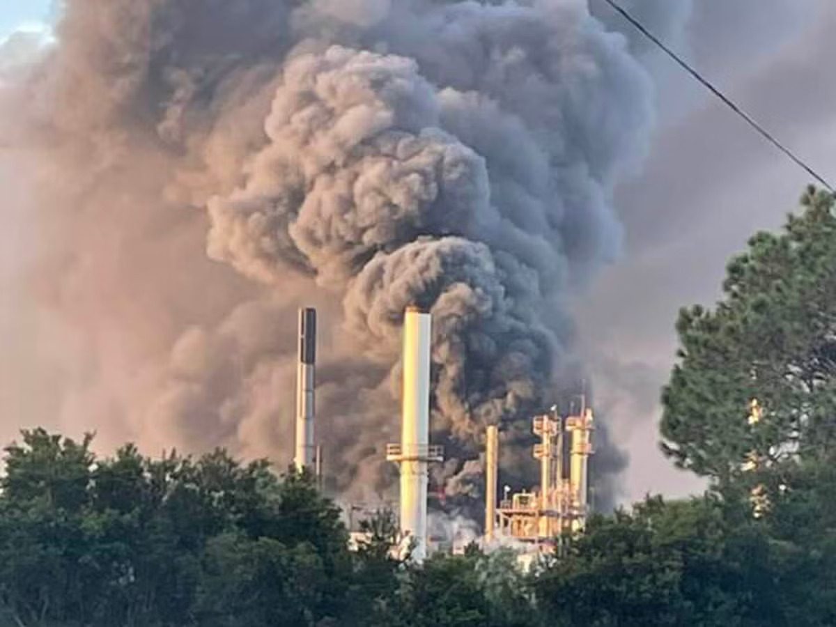 Doctors Warn Georgia Residents To Seal Windows As Chemical Plant Fire ...