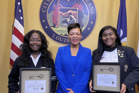 Ne’Kiya Jackson and Calcea Johnson