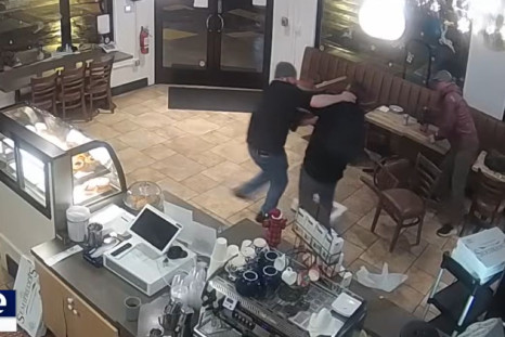 employee stops robber
