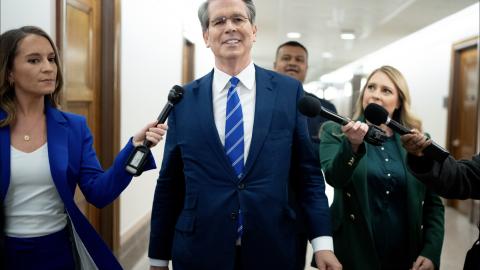 Trump’s Billionaire Treasury Nominee Says Federal Minimum Wage Should Remain