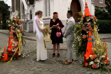 New Orleans sinkhole wedding