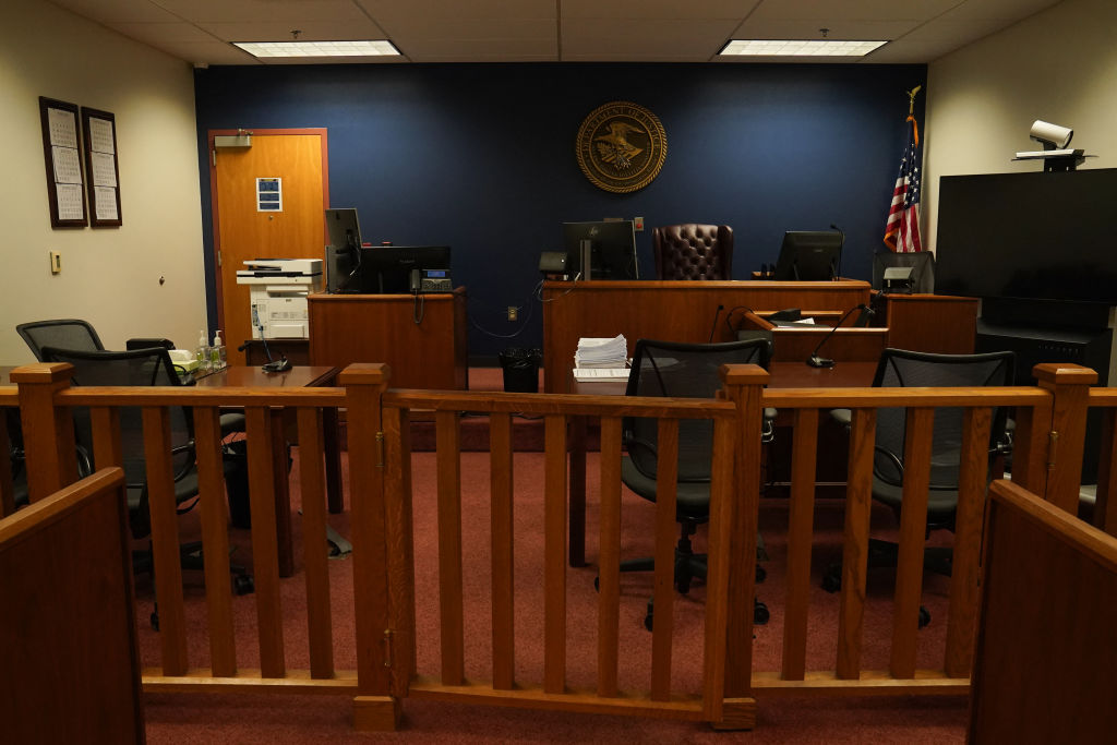 California to Limit Legal Aid for Some Undocumented Immigrants With Felony Records