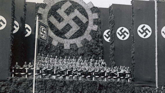 Trump's Tesla Car Show With Musk Compared to Hitler Promoting