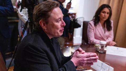 Musk Mocked After 'Top Secret' Cabinet Meeting Notes Go Viral: 'They Wrote That to Make Him Feel Included'