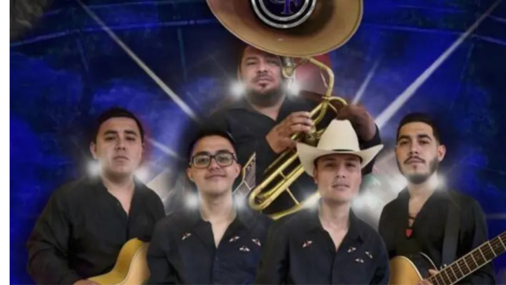 Fugitive group missing in Reynosa; van found; families protest