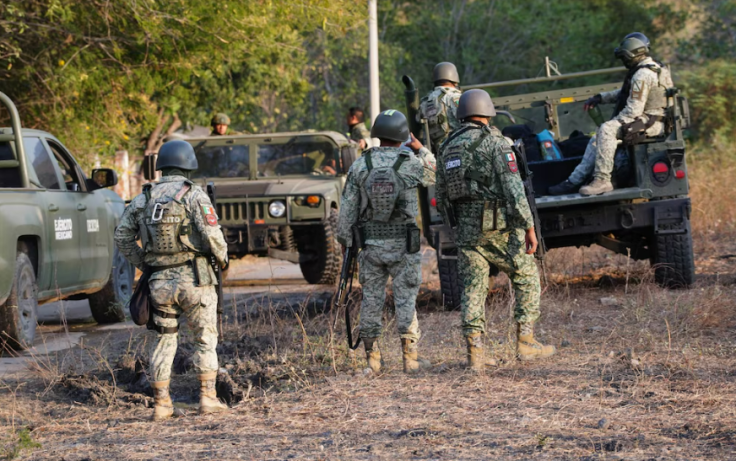 Military personnel, Michoacán
