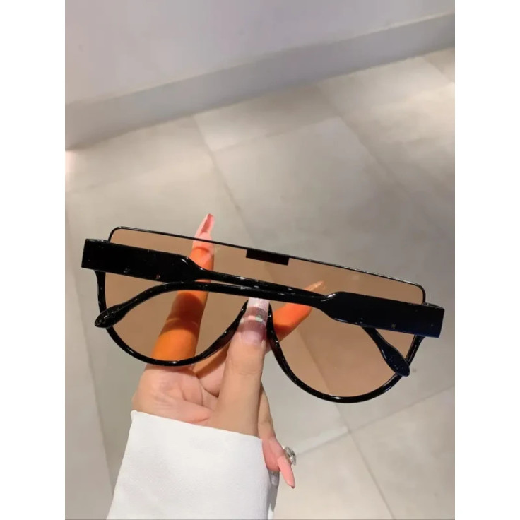 Summer Trendy Shield Frame Thin Sunglasses