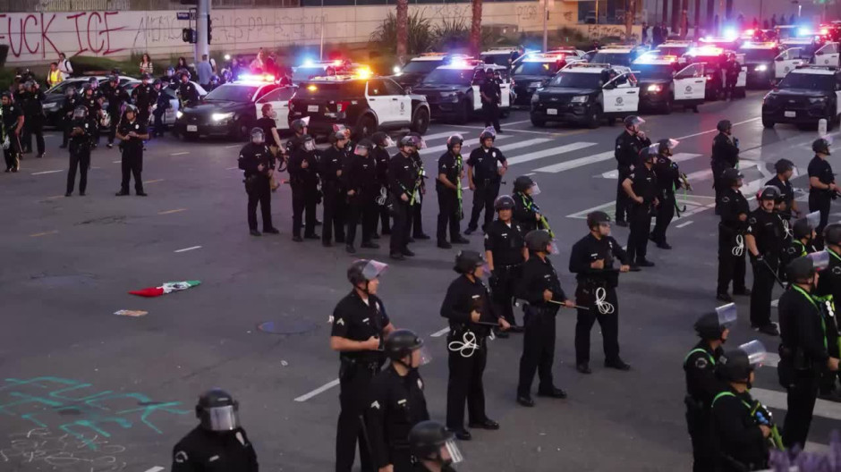 Los Angeles Imposes Overnight Curfew to Curb Violence and Looting