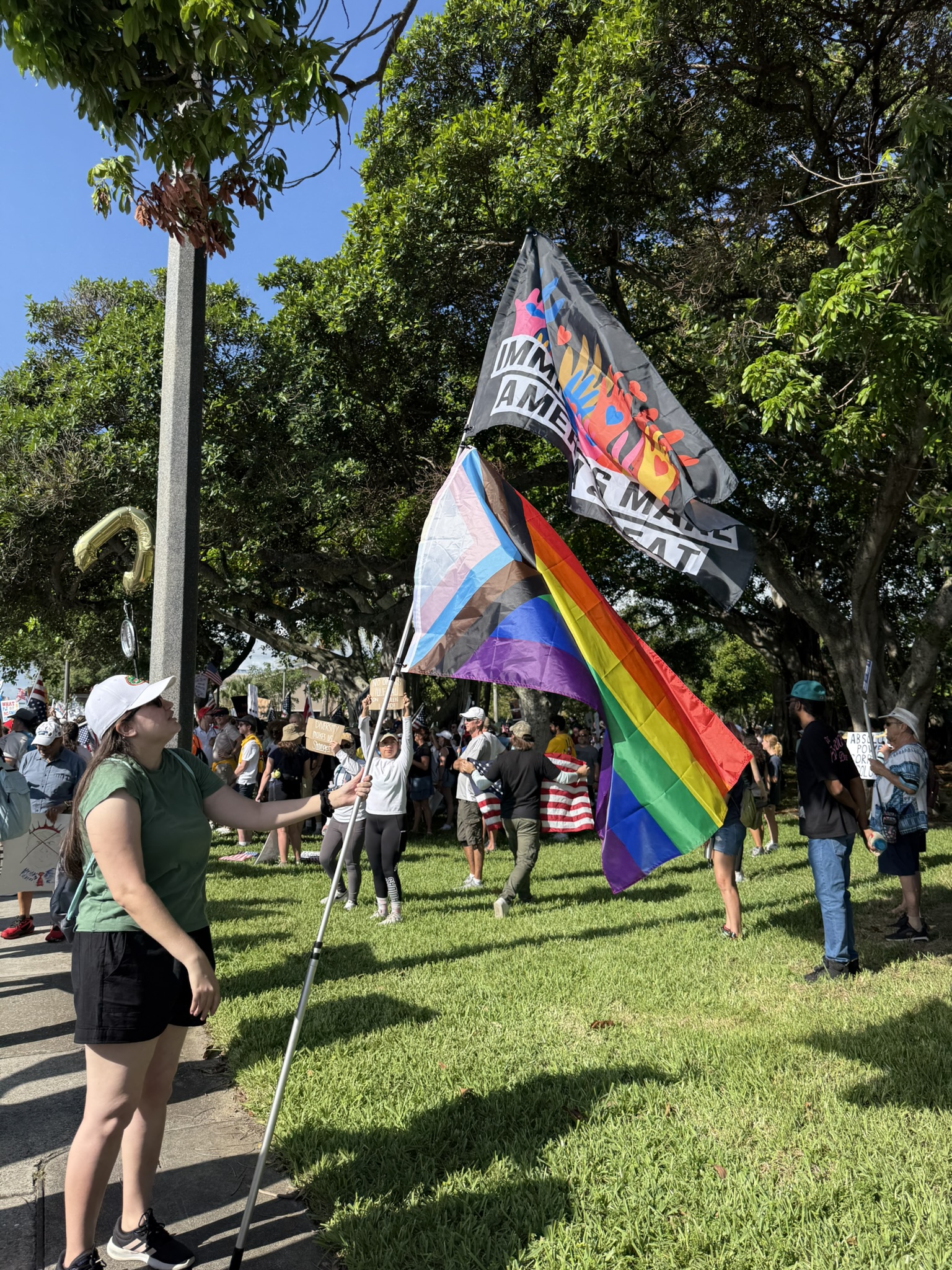 No Kings protest in Palm Beach Mar-a-lago No Kings protest in Palm Beach Mar-a-lago