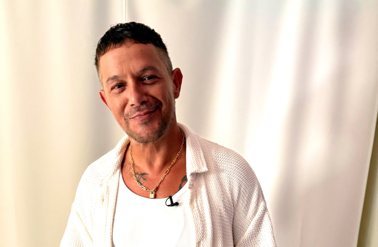Alejandro Sanz accused by fan of abuse