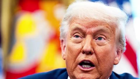 “Chosen for This Moment”: Trump Cites Huckabee’s Message, Hints at Iran Response