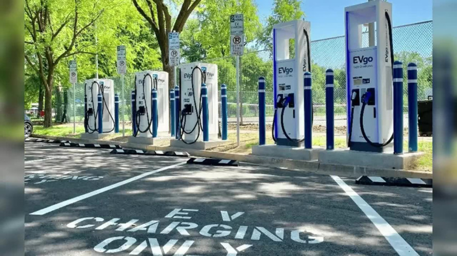 Judge Orders Trump Administration to Release Frozen EV Charger Funds