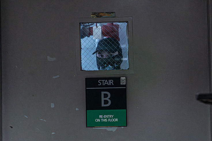 Federal agent at 26 Federal Plaza