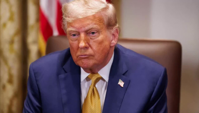 Trump Threatens 100% Tariffs on Russia, Demands End to Ukraine War Within 50 Days