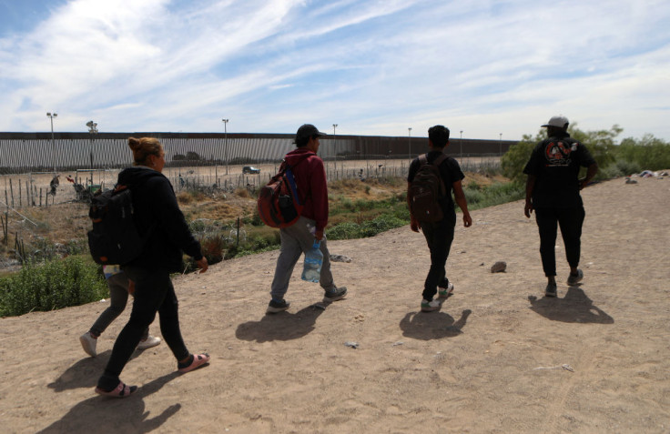 Migrants U.S.-Mexico border