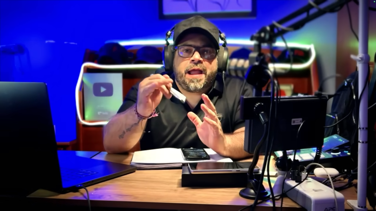 Influencer Camilo Ochoa Delgado on his podcast