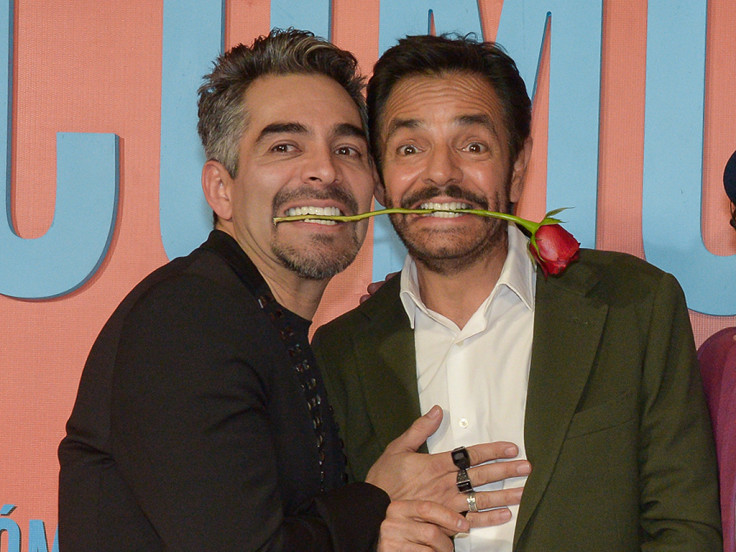 Eugenio Derbez and Omar Chaparro video exclusive Acapulco