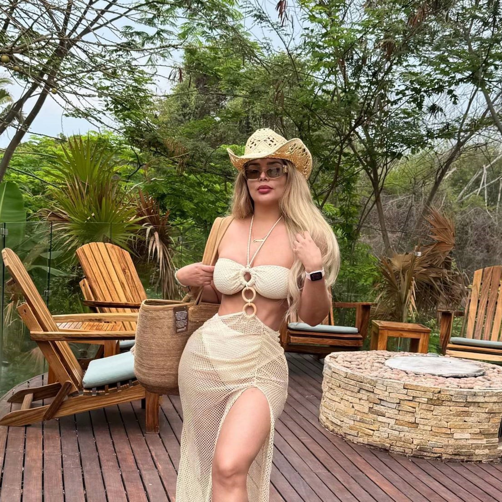 TikToker and Narco Ballad Fan Esmeralda FG, Husband and Children Murdered in Guadalajara