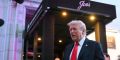 Trump Hackled in DC Restaurant
