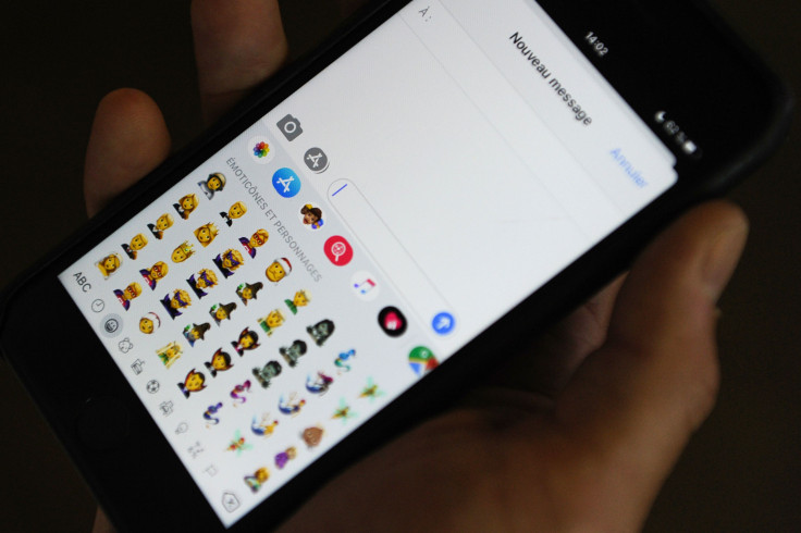 US Agencies Face Backlash for Linking Emojis to Venezuelan Gang