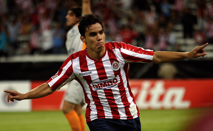 Omar Bravo, Chivas