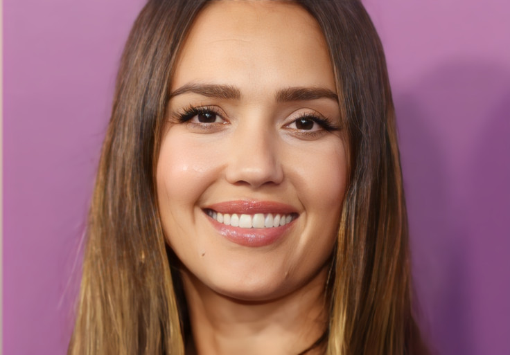 Jessica Alba Belligerant Message to the U.S: latinas equal pay