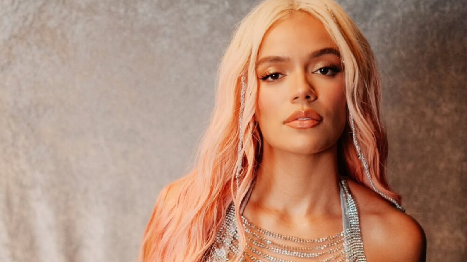 karol g pink dress Karol G Wore Dolce & Gabbana To The 2020 Latin GRAMMY Awards
