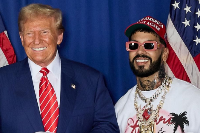 Anuel AA with Donald Trump