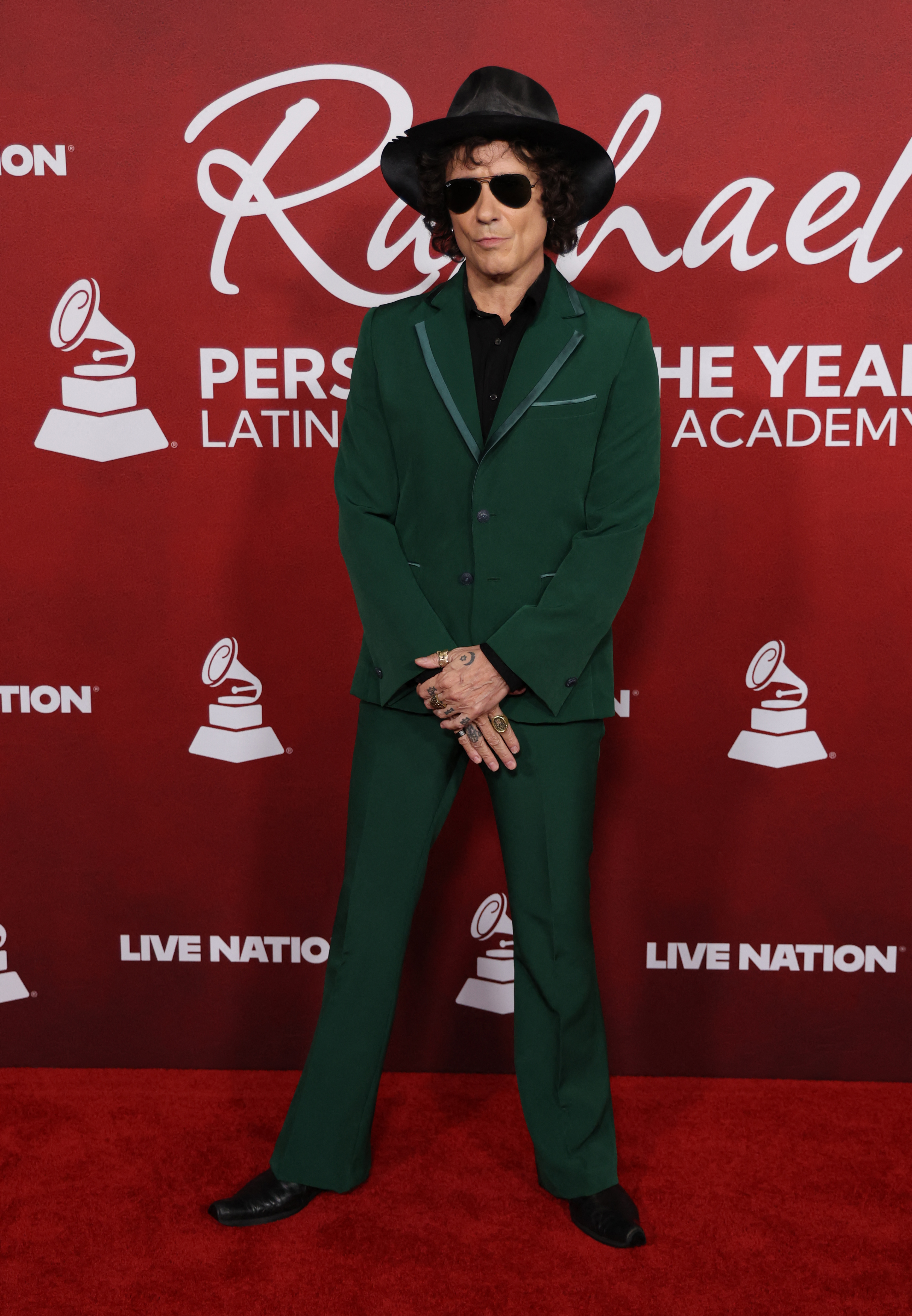Latin Grammys 2025 red carpet Bunbury