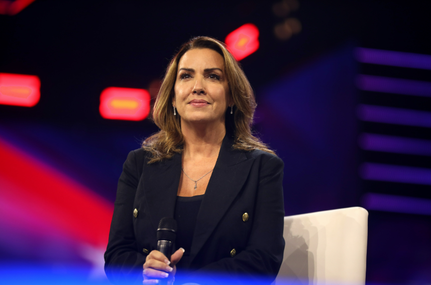 Sara Carter Racing Trump's New Drug Czar Sara Carter Sends Warning to Cartels: 'Your Days ...