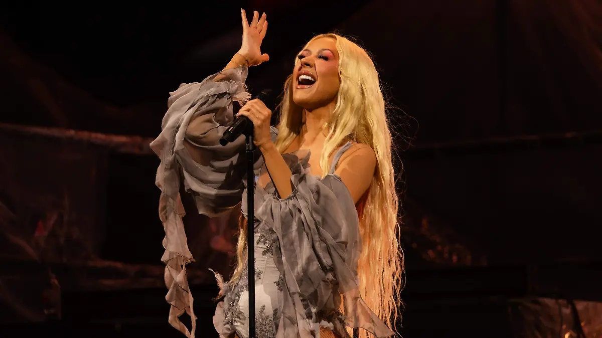 Christina Aguilera Fans in Mexico Outraged Over 