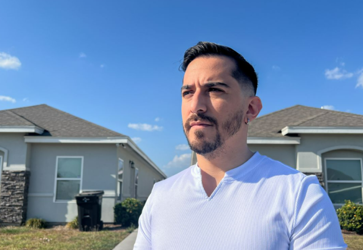 Ezequiel Veliz, Texas