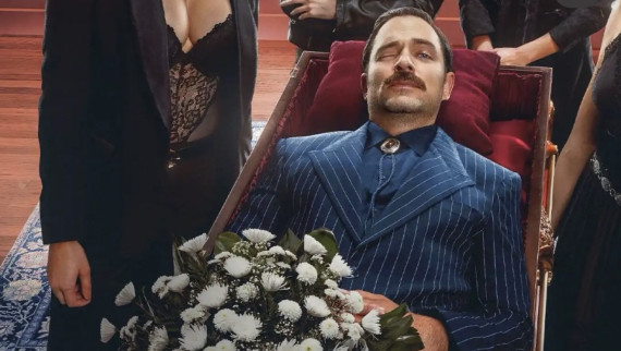 Manolo cardona ataud los encantos del sinverguenza entrevista Erik Daniela