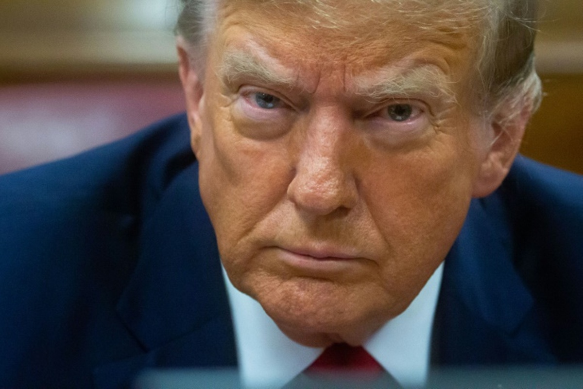 Trump Says He 'Couldn't Care Less' if Iran Talks Collapse, Calls Negotiations 'Very Boring'