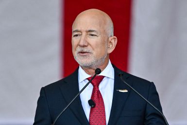 Jeff Bezos says low income families should pay no taxes