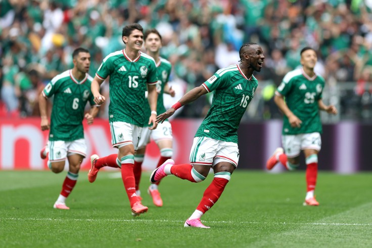 Julian Quinones #16 of Mexico celebrates