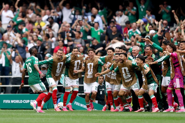 ulian Quinones #16 of Mexico celebrates with teammates