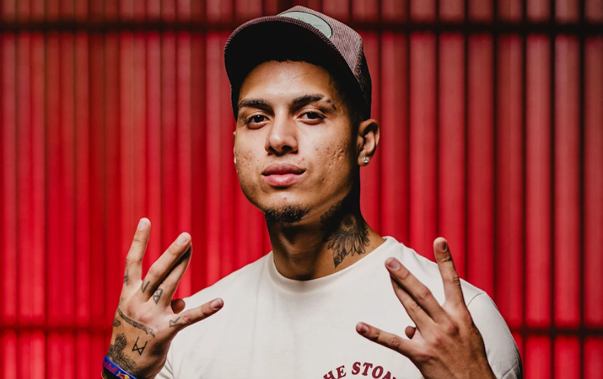 Venezuelan Rapper Adonys10 Sounds Alarm From ICE Detention in Louisiana: 'There Are 76 People in One Cell'