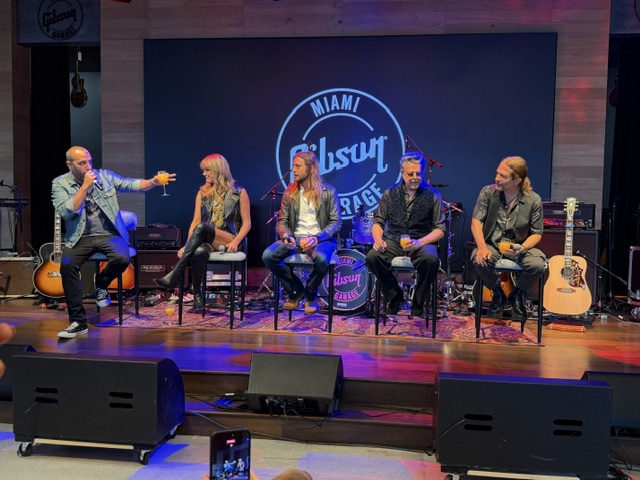 Gibson Bets Big on Latin Music in Miami: Its Largest Garage Opens With 600 Guitars, Latino Stars and Live Performances