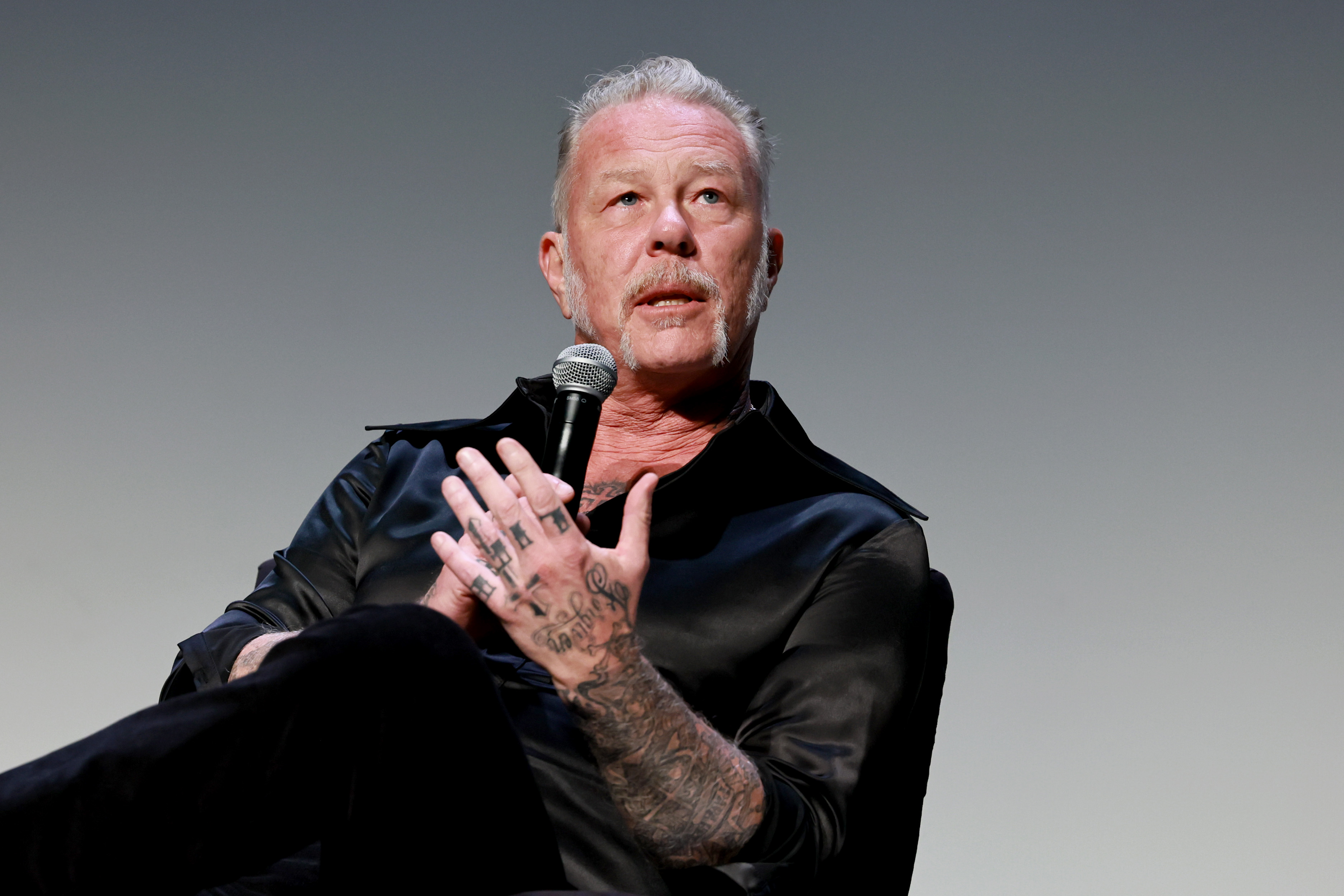 Hetfield Tells Sphere Crowd: Metallica Won't Turn Concerts into ...
