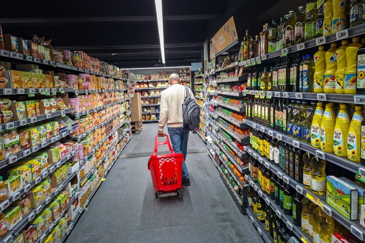 Electronic Price Tags in a Supermarket