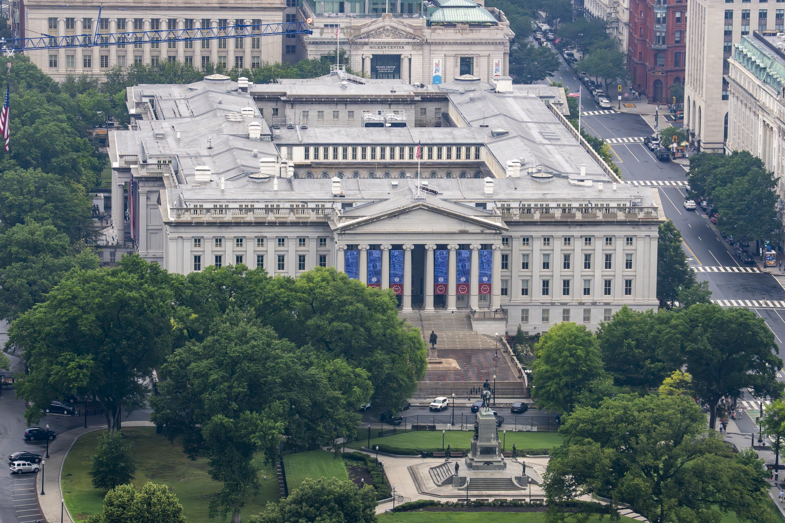 Treasury Drops Venezuela from Investment Blacklist as COINS Act Rules Take Shape