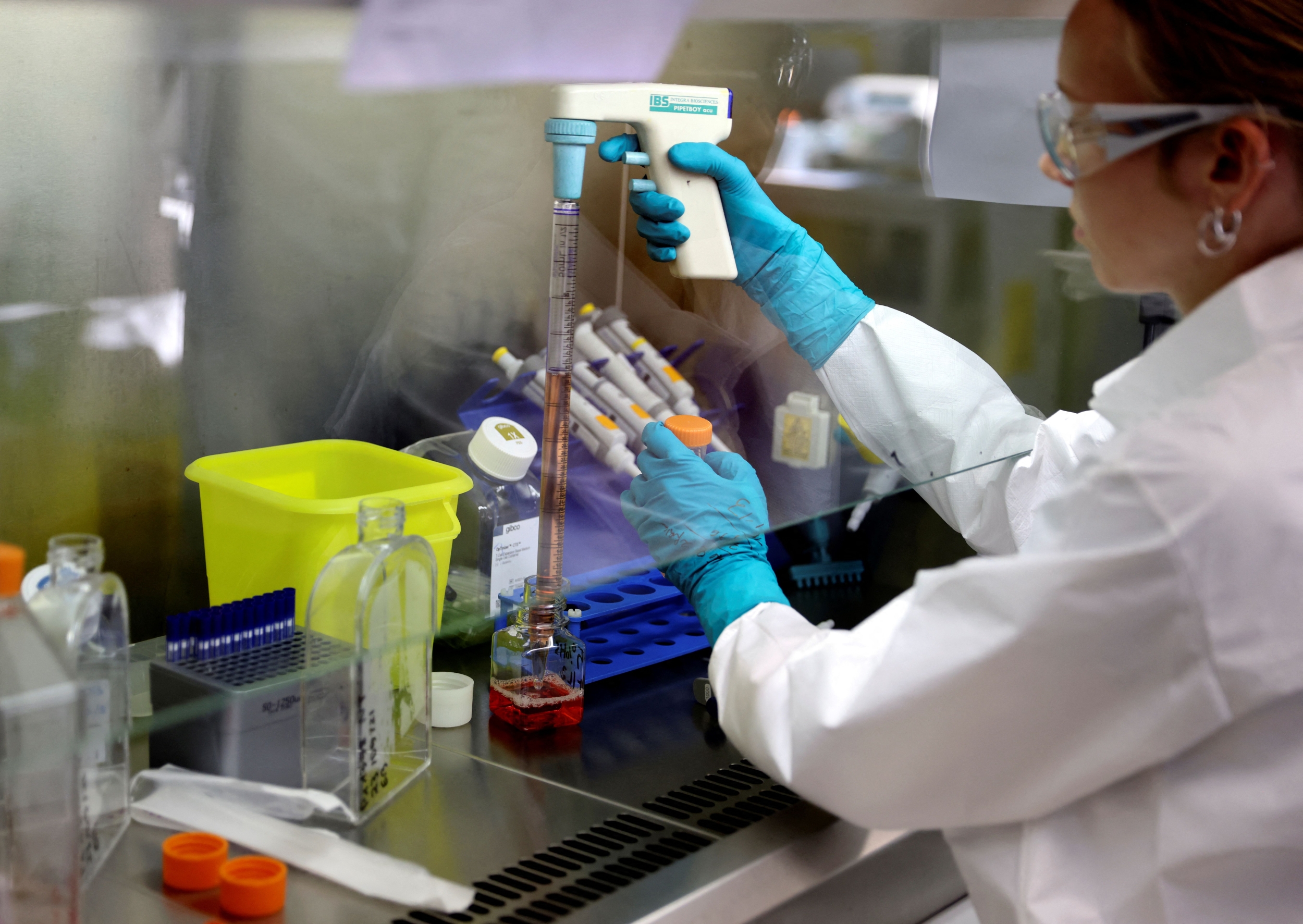Mexico Makes History With Its First Homegrown CAR-T Trial to Fight Leukemia