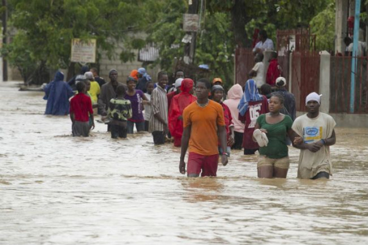 Tropical Storm Isaac drenches Haiti, aims for Cuba