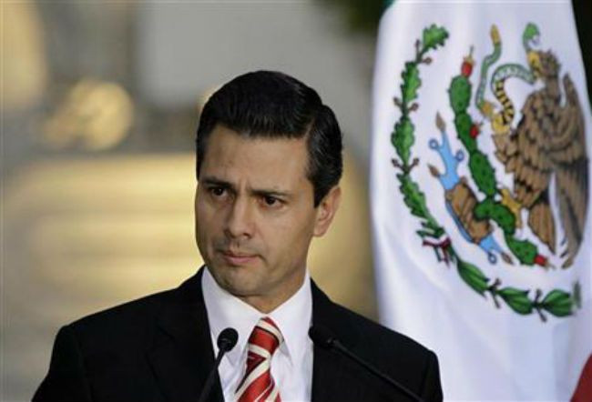 OECD pushes Mexico's Pena Nieto to back labor bill
