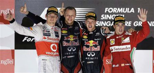 Streetfighter Vettel takes title brawl to Alonso