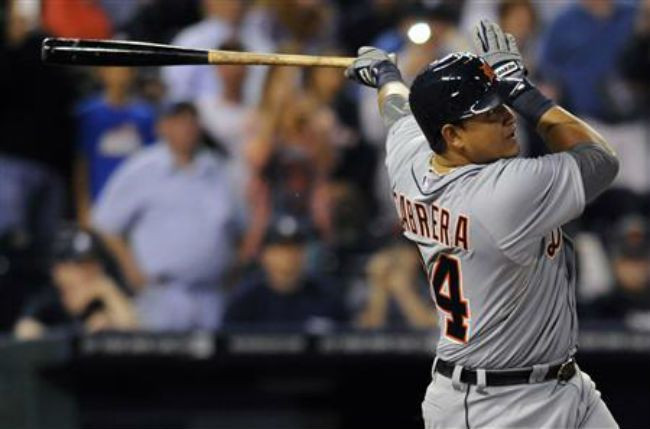 Cabrera gets Triple Crown, Yanks, A's win divisions