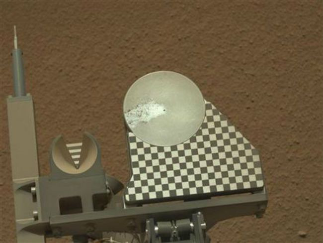 Mars rover still sniffing for elusive methane