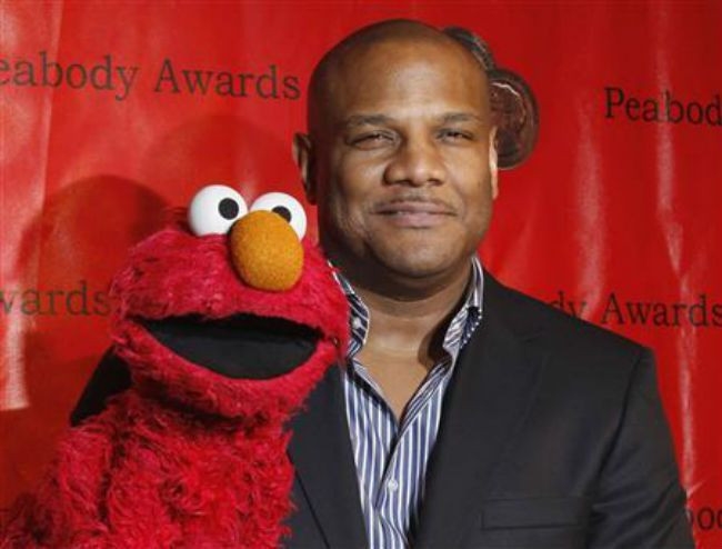 'Sesame Street' Elmo puppeteer takes leave amid sex scandal